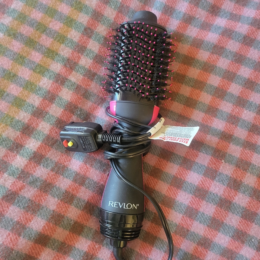 Revlon One-Step Volumizer Enhanced 1.0 Hair Dryer and Hot Air Brush